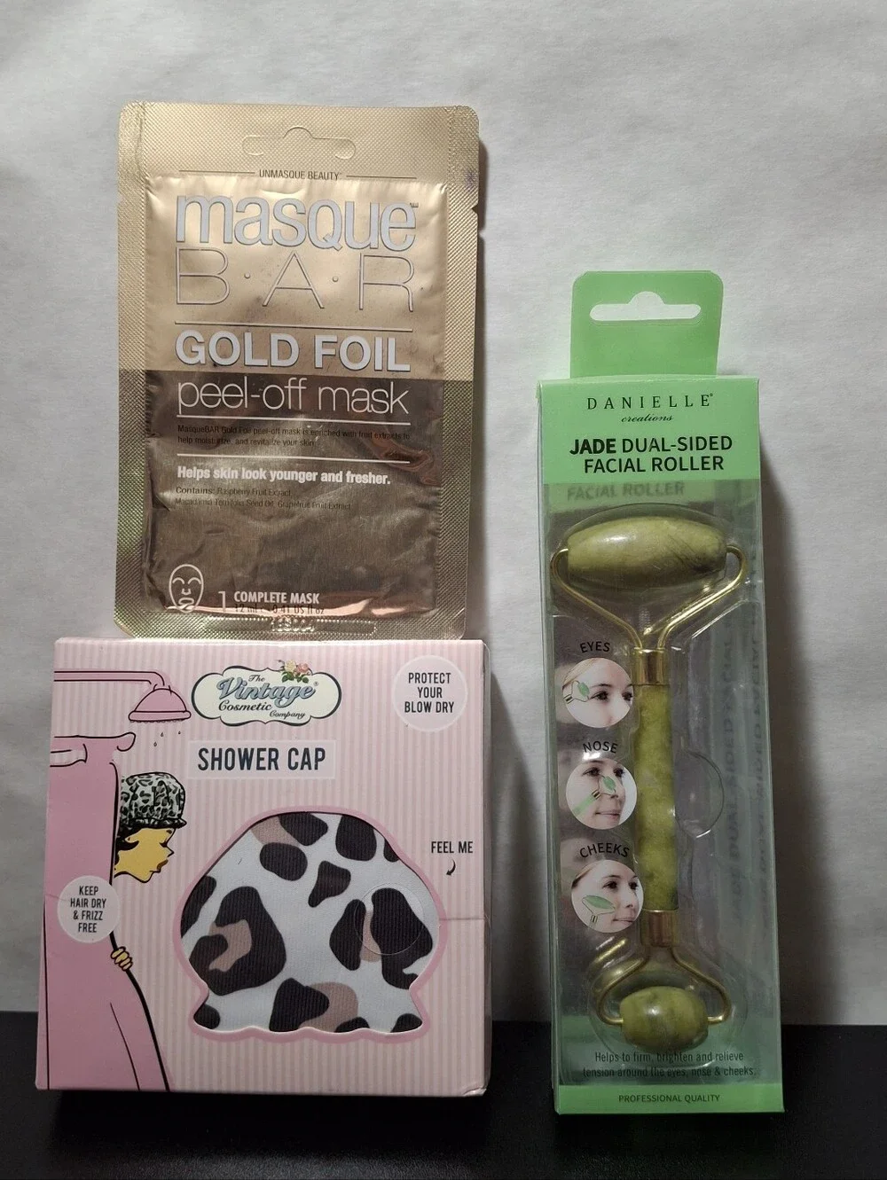 Shower Cap MasqueBAR Gold Foil Peel-Off Mask & Jade Facial Roller Set